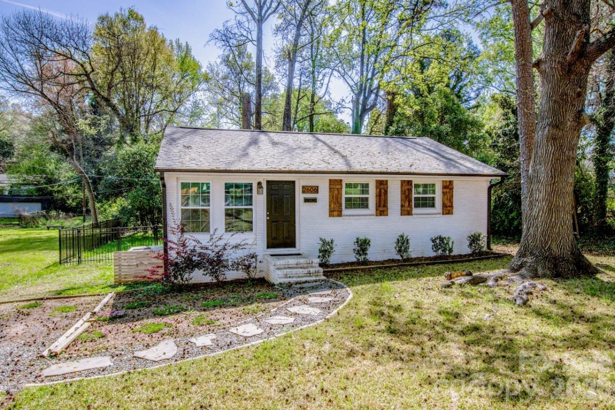2606 Druid Hills Way