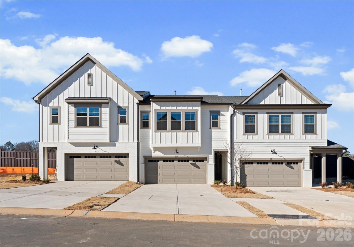 808 Garringer Place