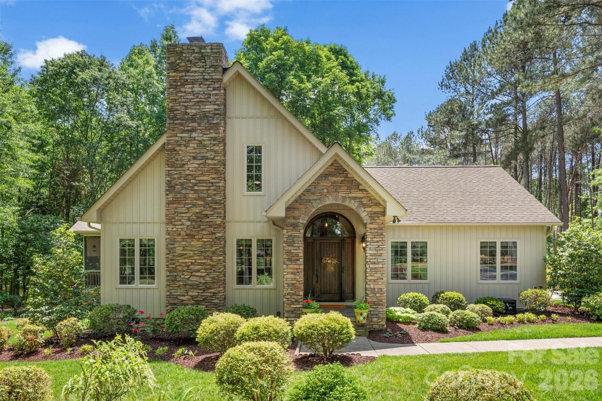 6599 Majestic Pine Drive
