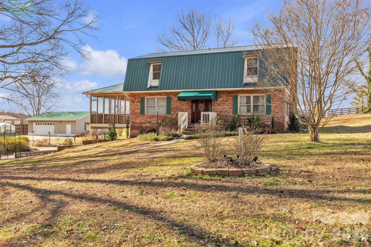 280 Forest Acres Lane
