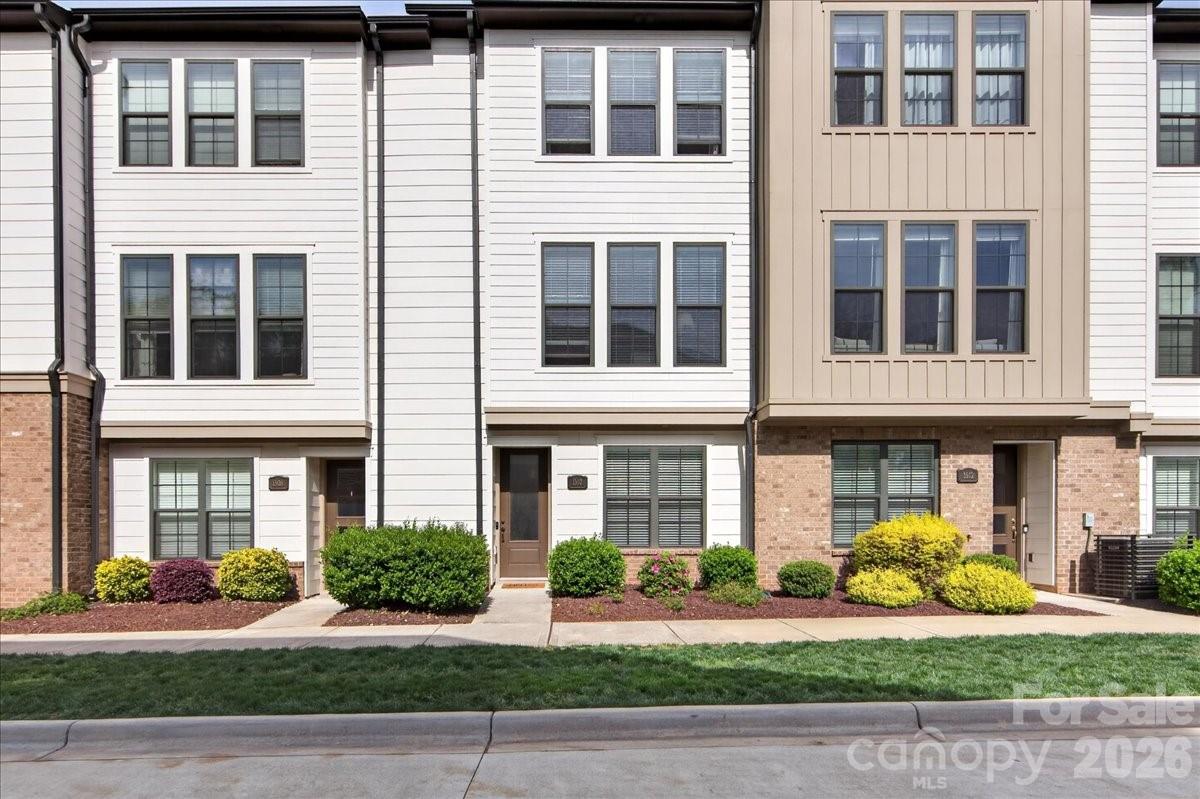 1510 Mcclintock Corners Alley