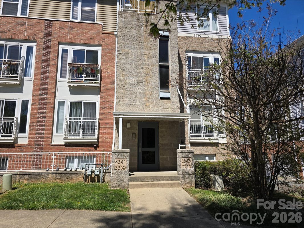 3539 Warp Street