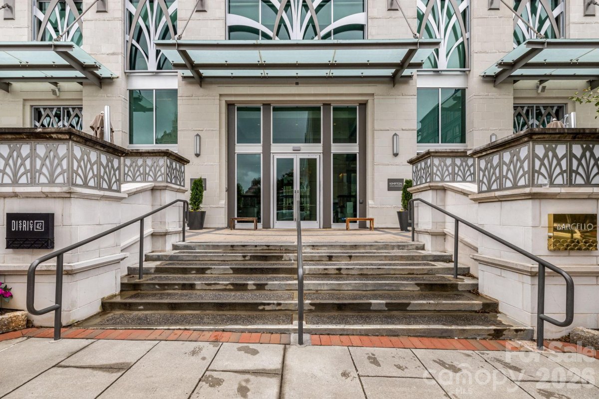 7 Patton Avenue
