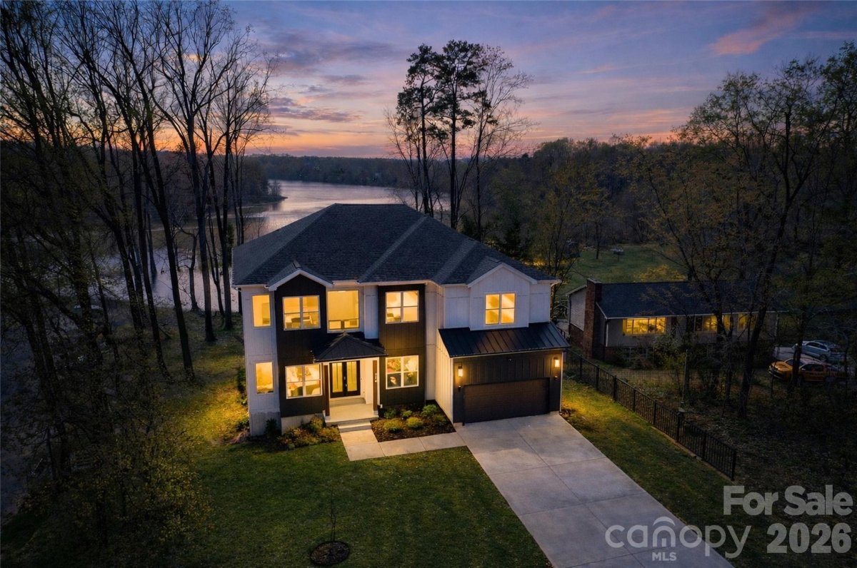 124 Clipper Lane