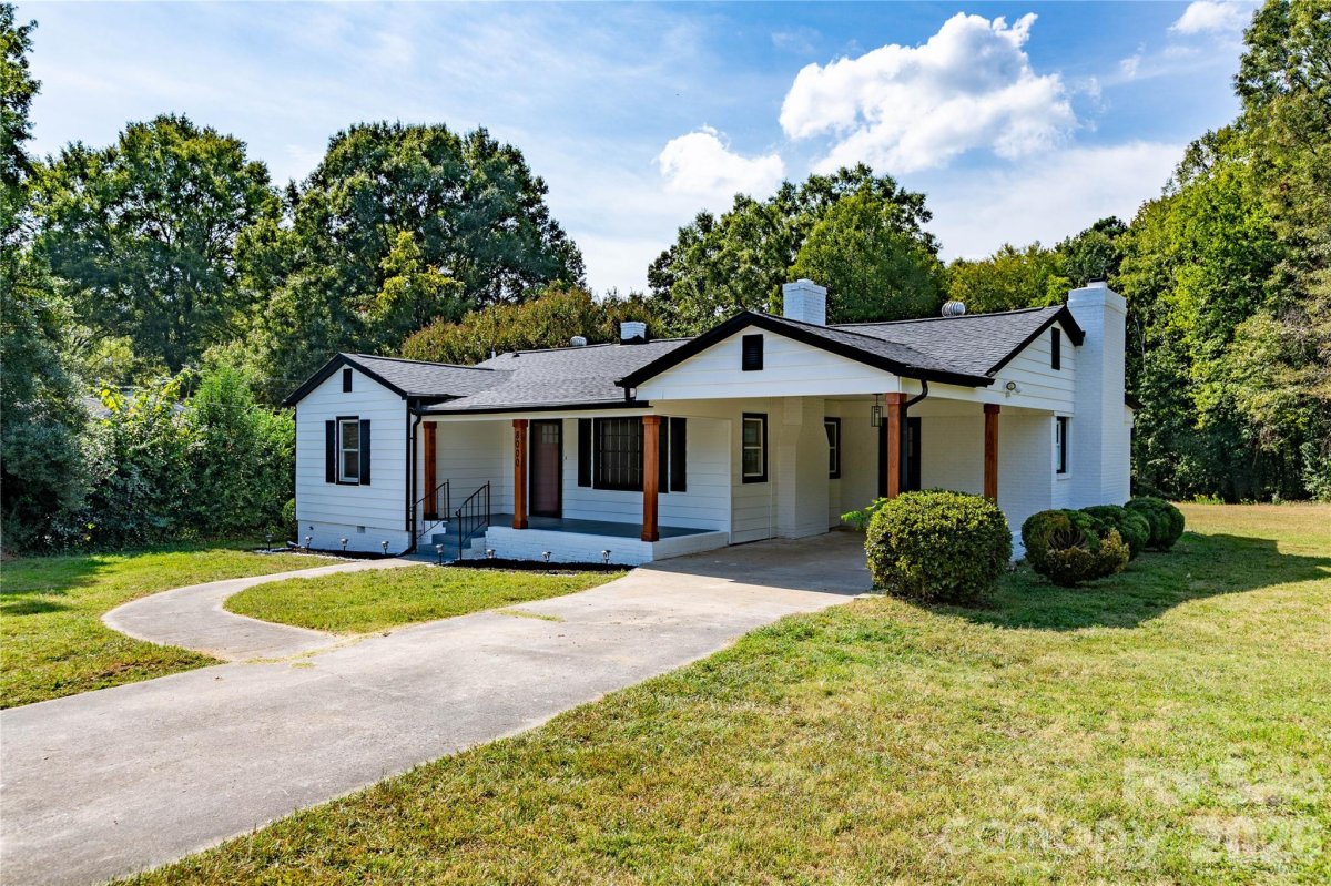 8000 Chapman Street
