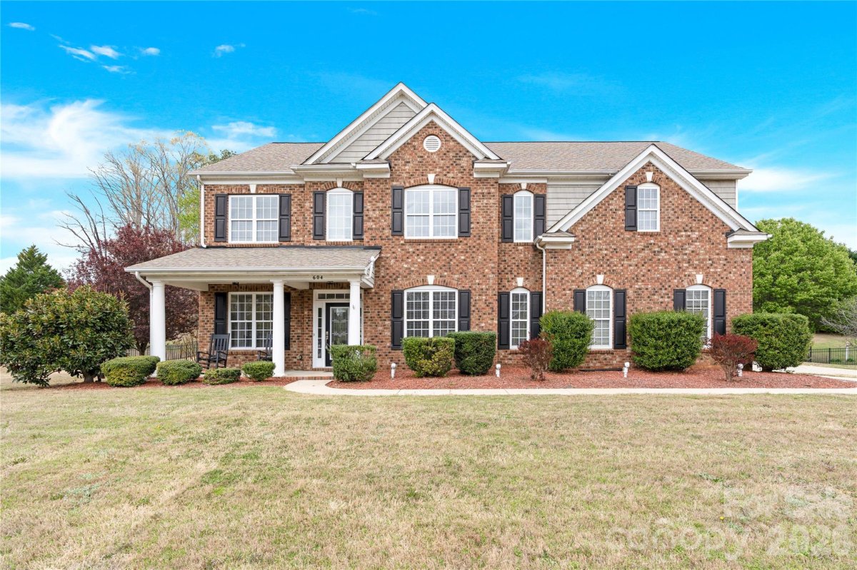 604 Palmerston Lane