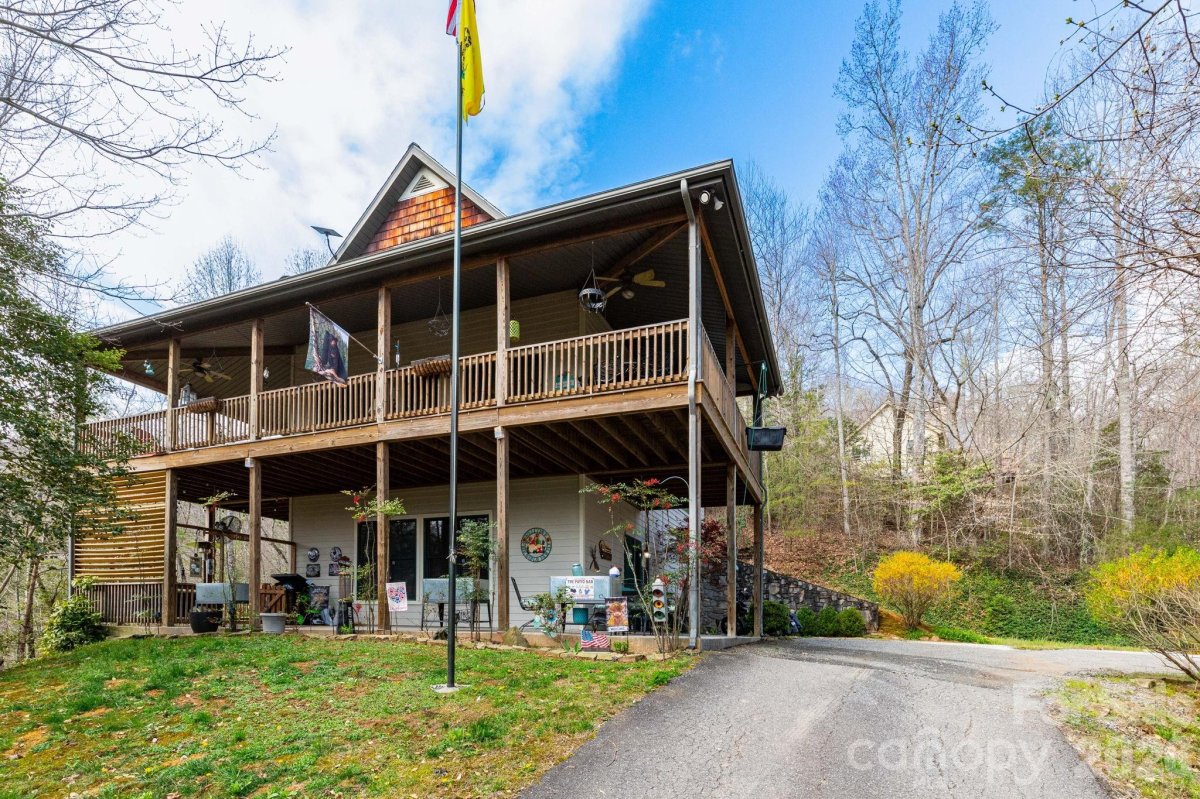 75 Mypie Drive