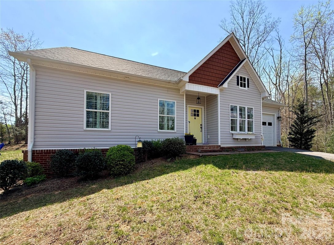 3620 Lake Drive