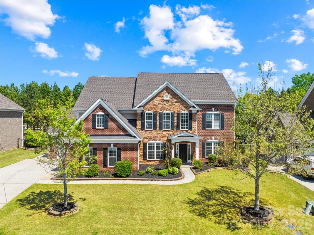 2805 Julian Glen Circle