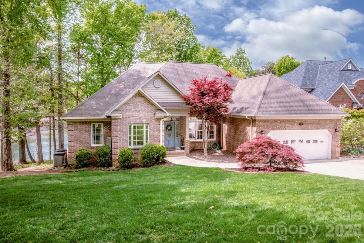 239 Pinnacle Shores Drive