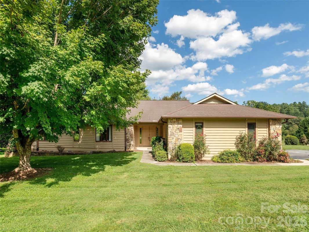 504 Crooked Creek Road