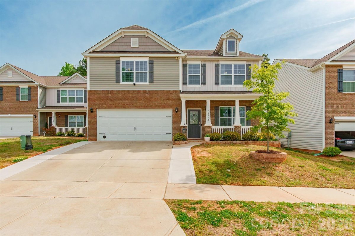 16113 Aryshire Green Court