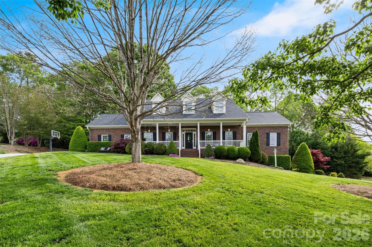 1004 Ashley Place