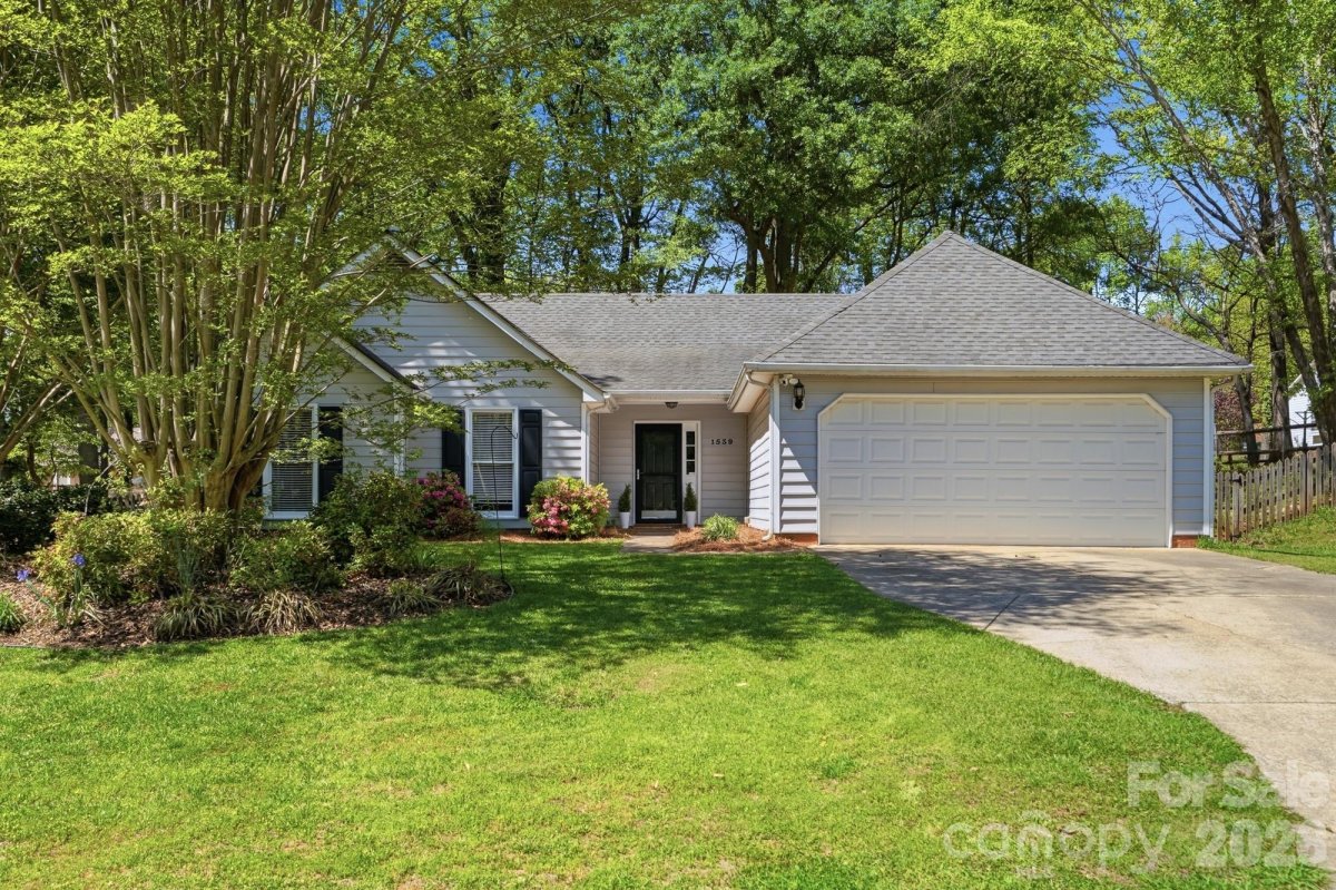 1539 Bear Mountain Road