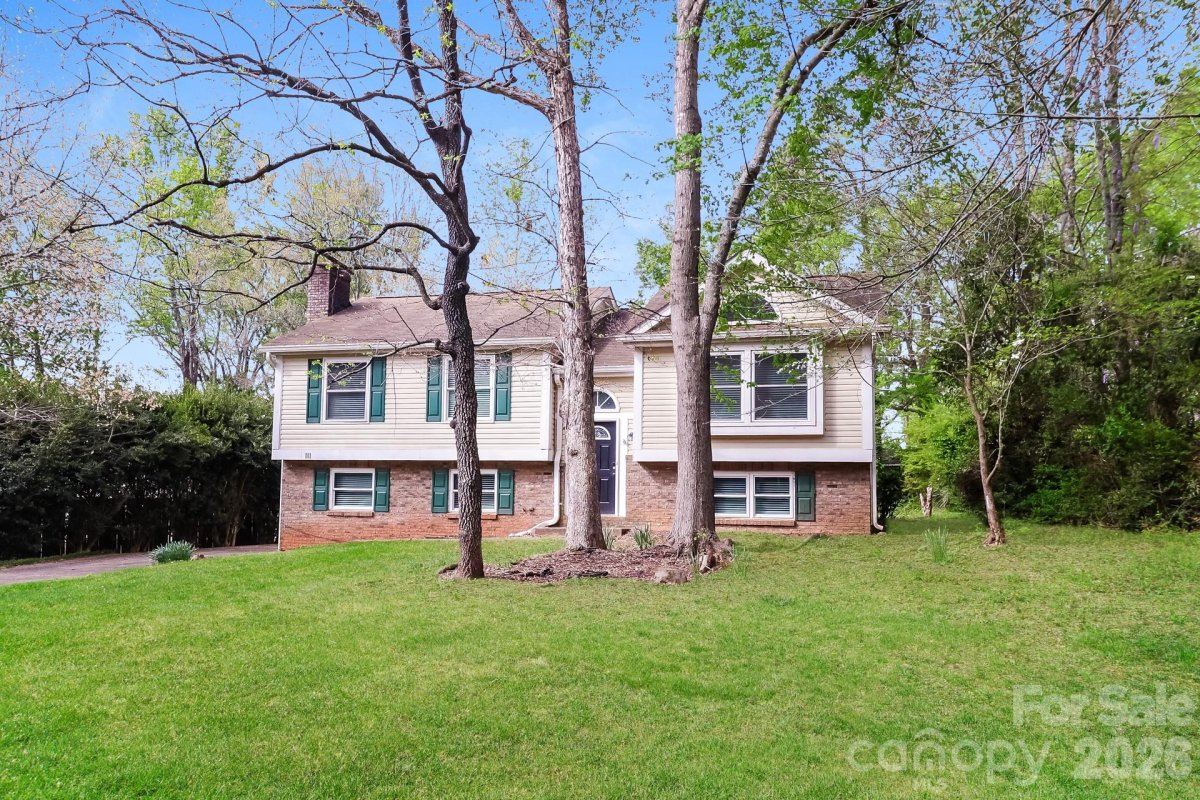 9111 Touchstone Lane