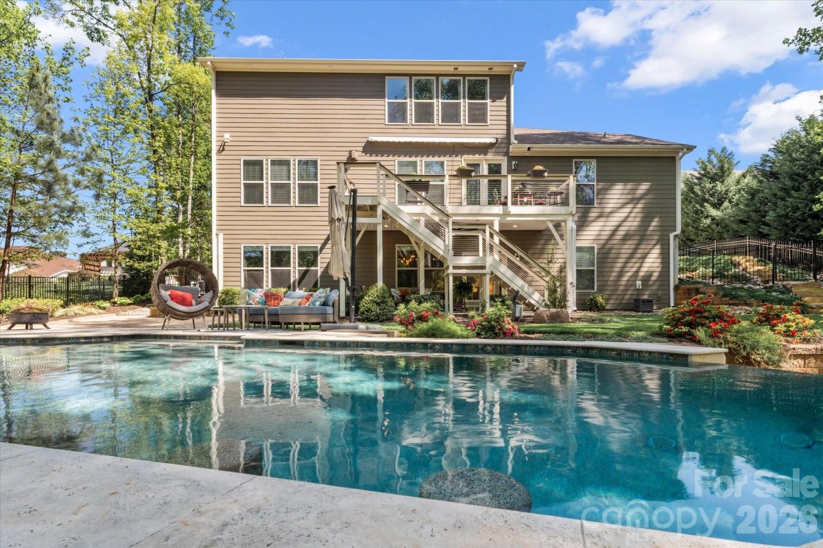 111 Abbeville Lane