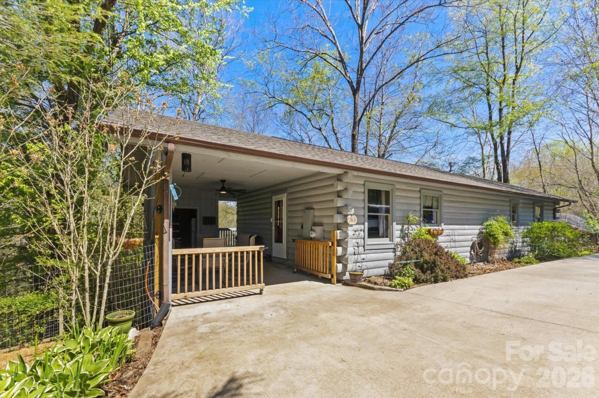 187 Cedarwood Drive