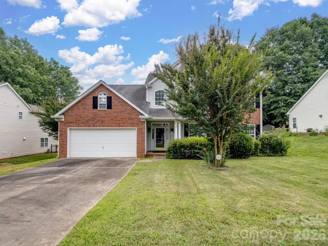 9903 Southampton Commons Drive