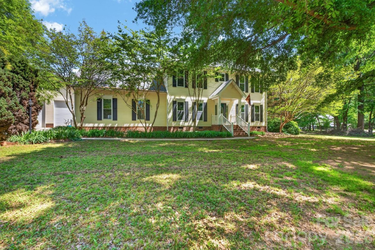 1820 Riva Ridge Court