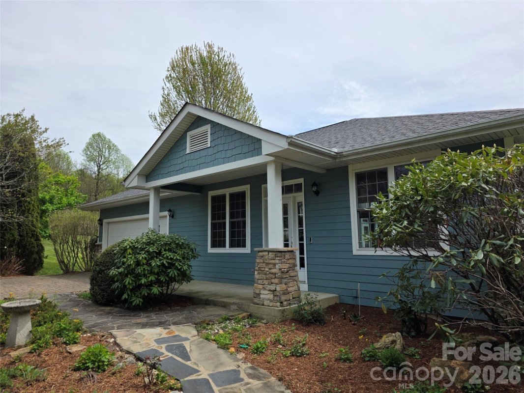 35 Stonecrest Court