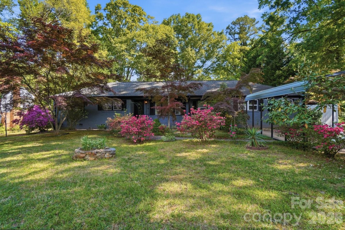 4701 Easthaven Drive