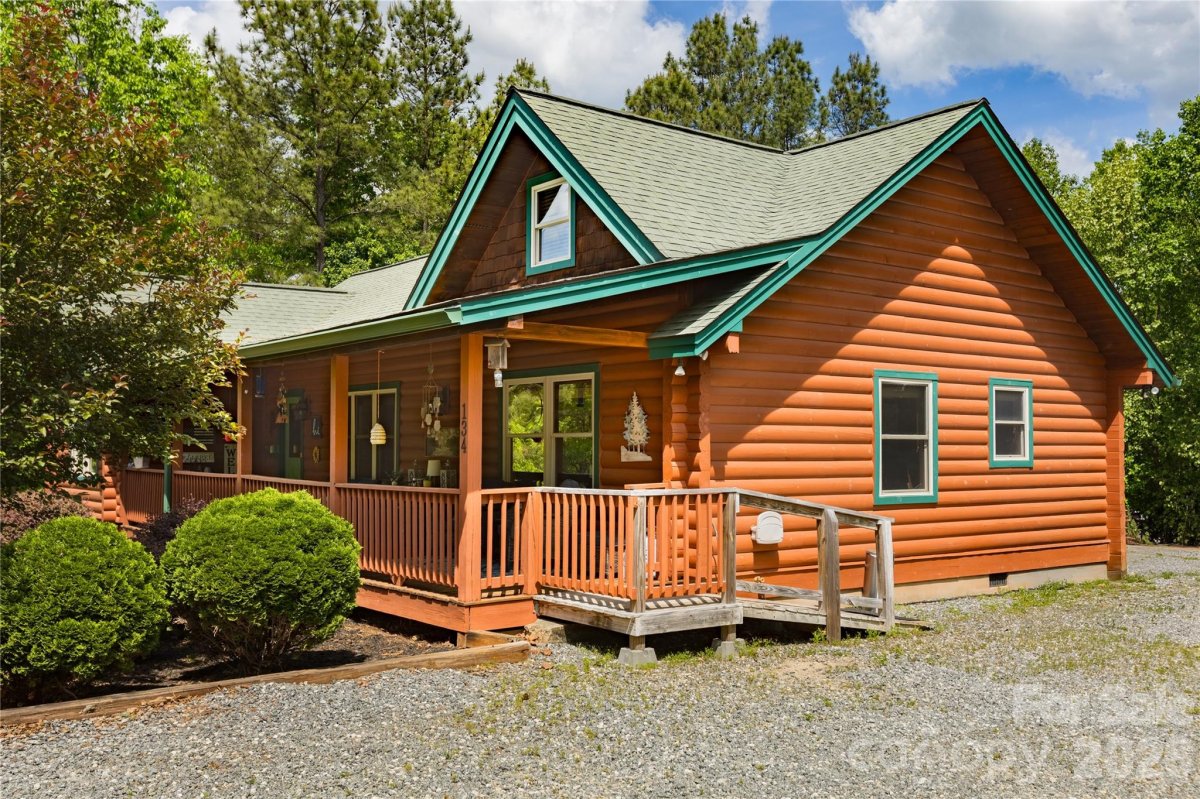 134 Quebec Trail