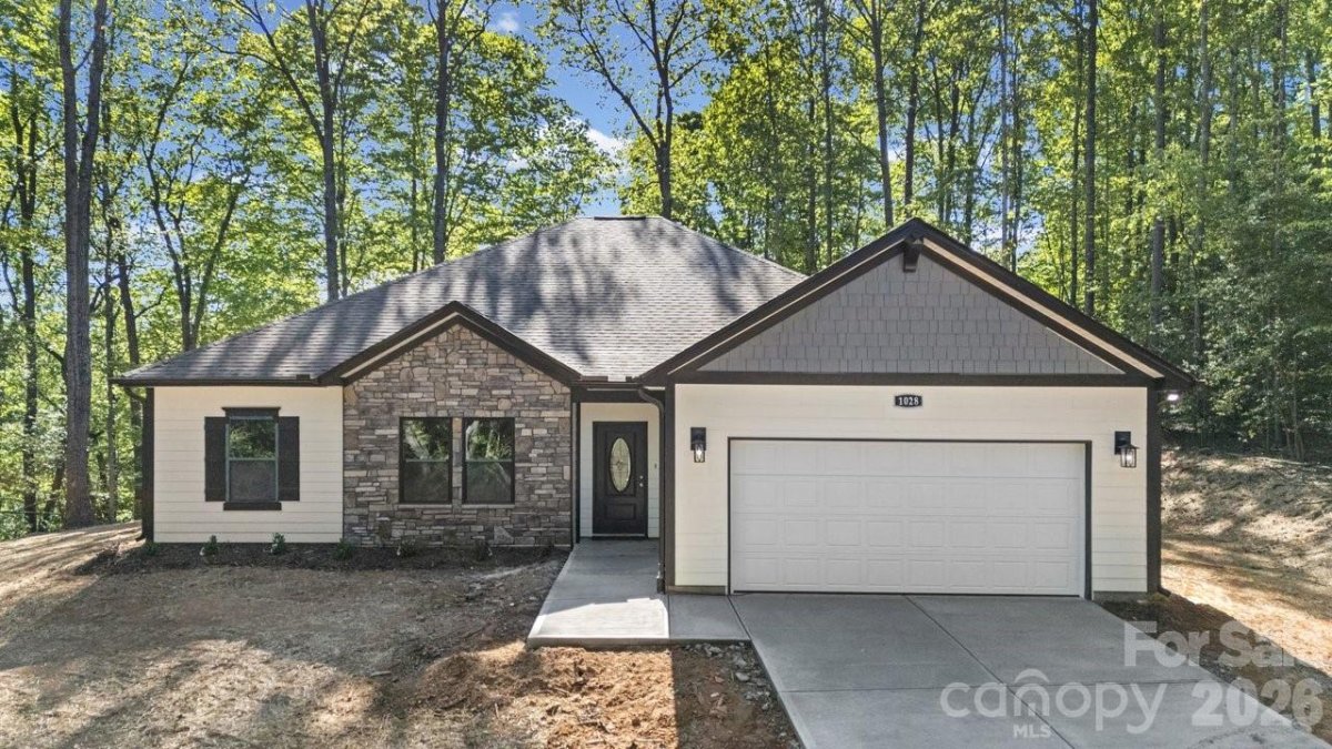1028 Dewitt Road