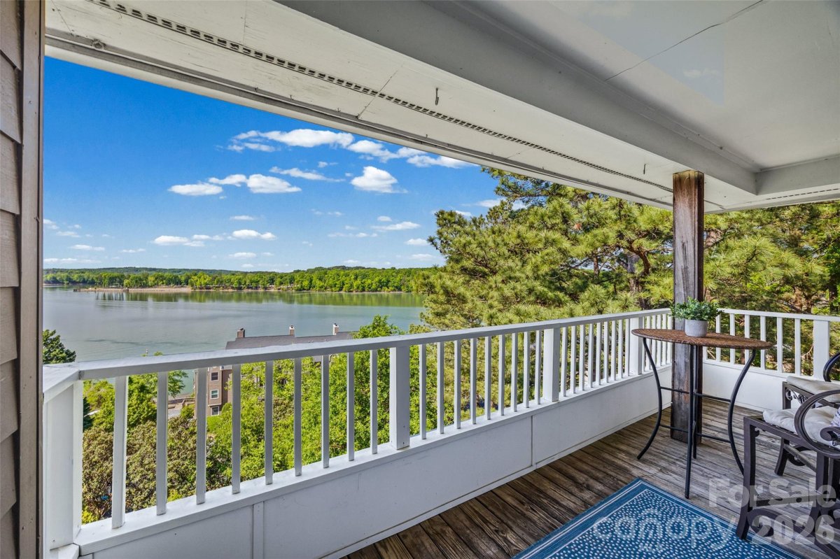 9709 Emerald Point Drive
