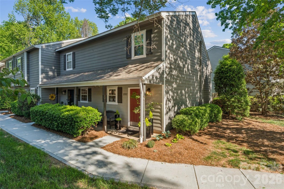 3252 Heathstead Place