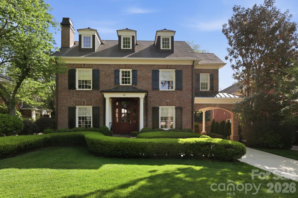 309 Hempstead Place
