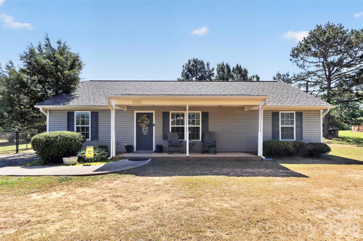 5306 Willow Run Drive