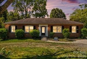 7040 Idlewild Road