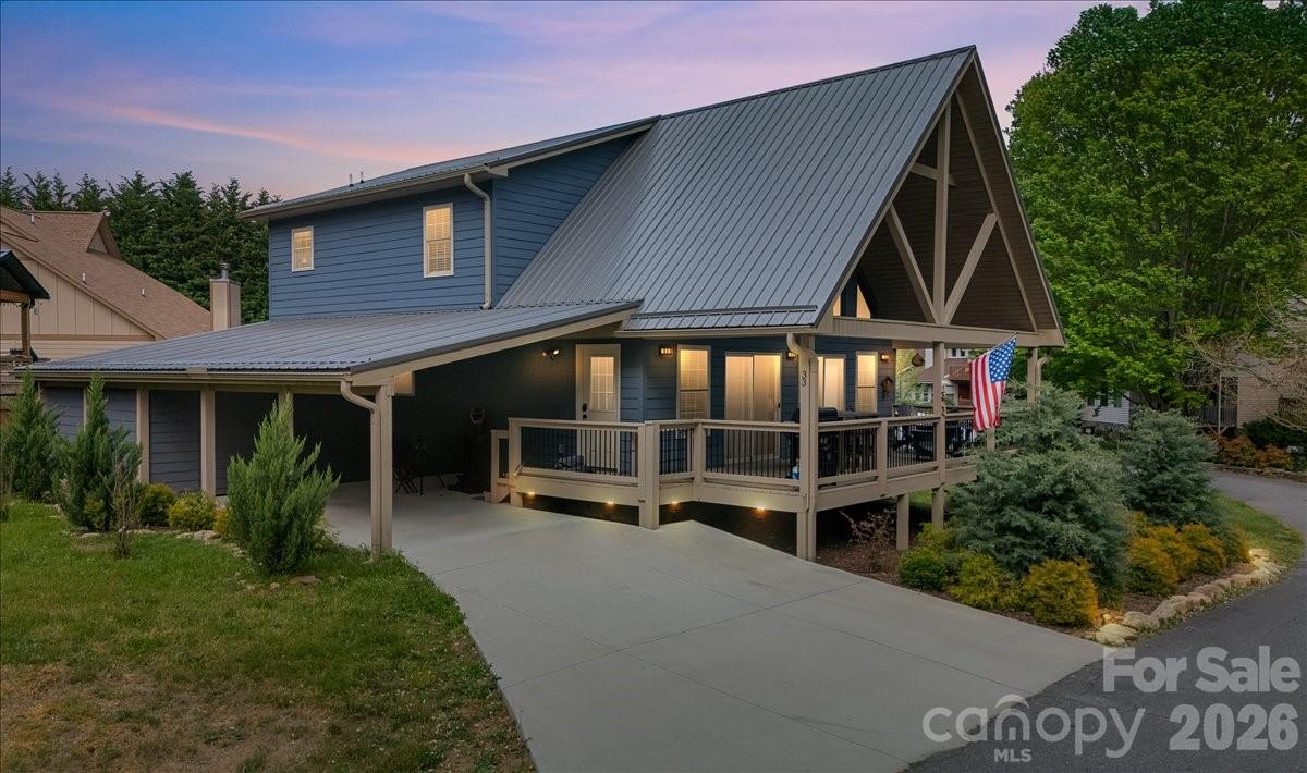 33 Indian Trace Road