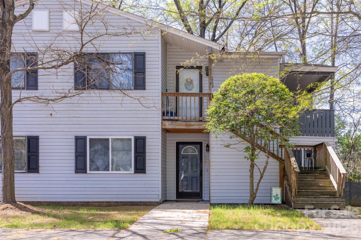 1754 Hunters Trail