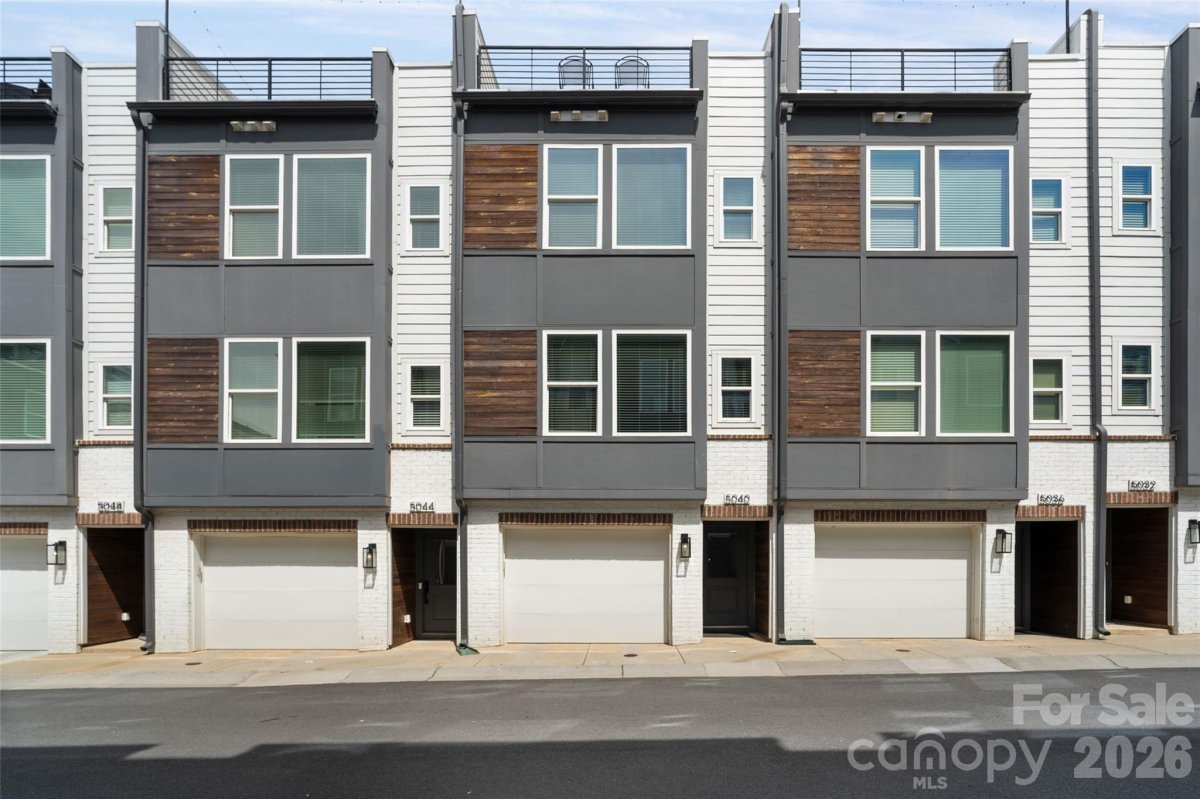 5040 York Park Lane