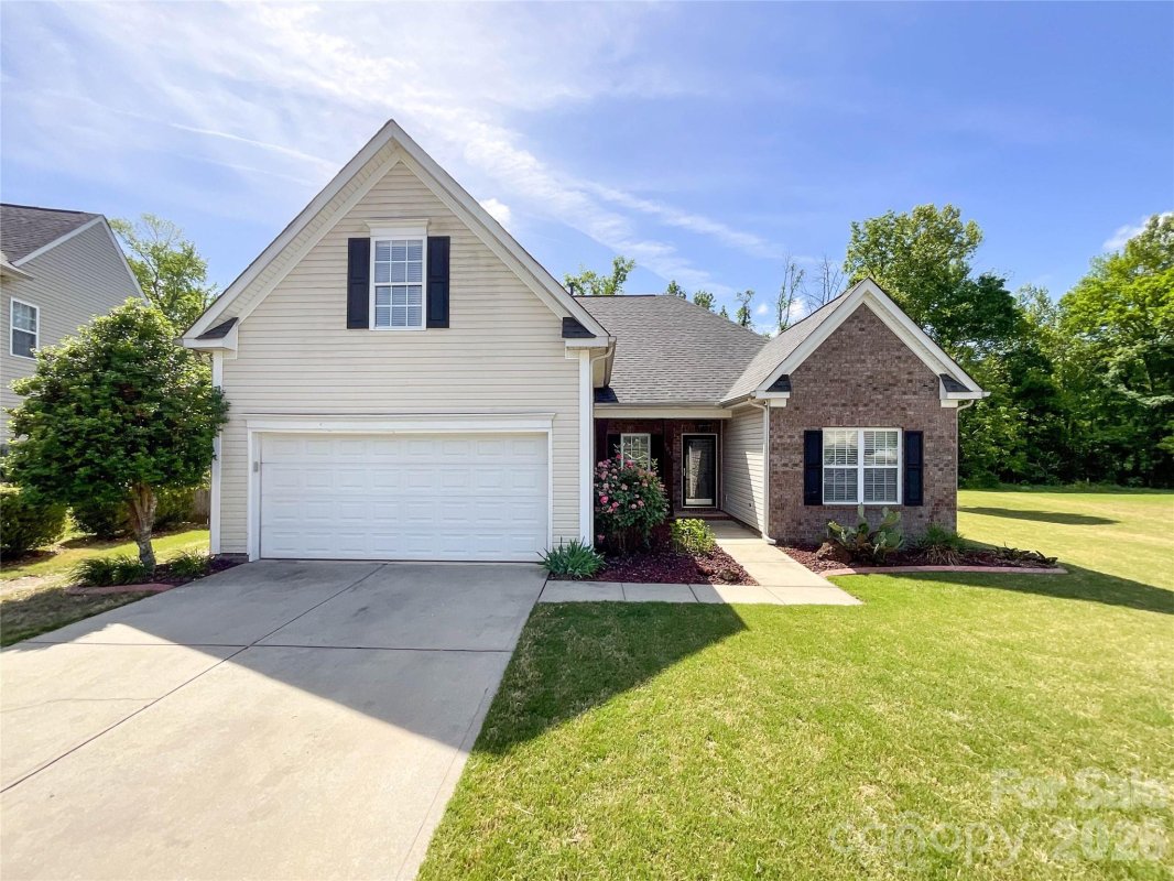 3025 Streamlet Way