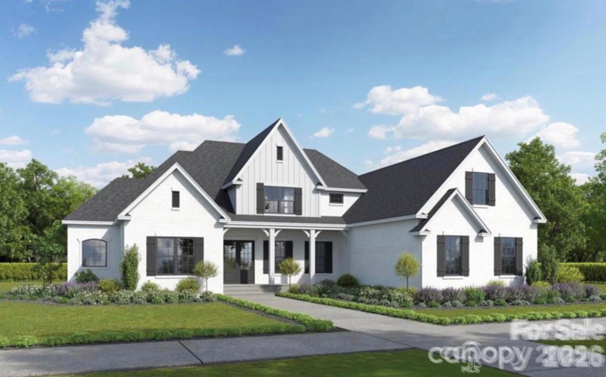03 Lurecliff Place