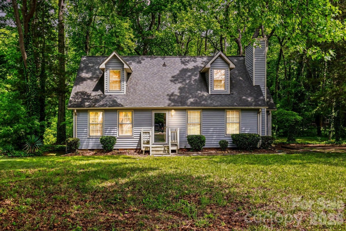 4942 Ironwood Court