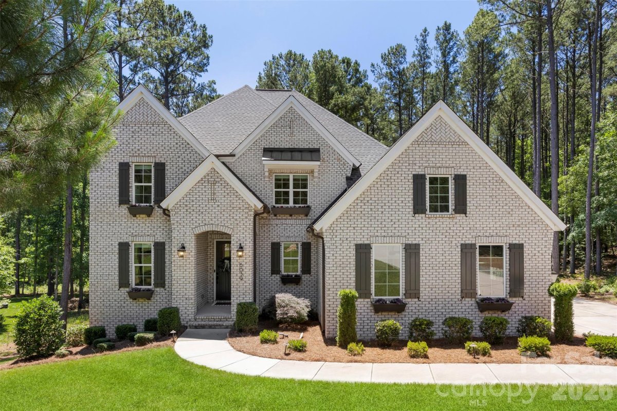 6039 Chimney Bluff Road