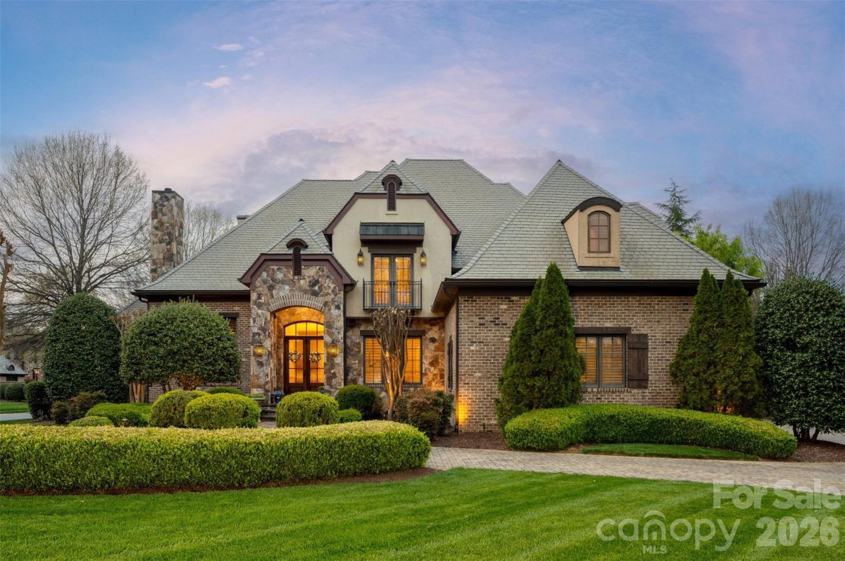8304 Marcliffe Court