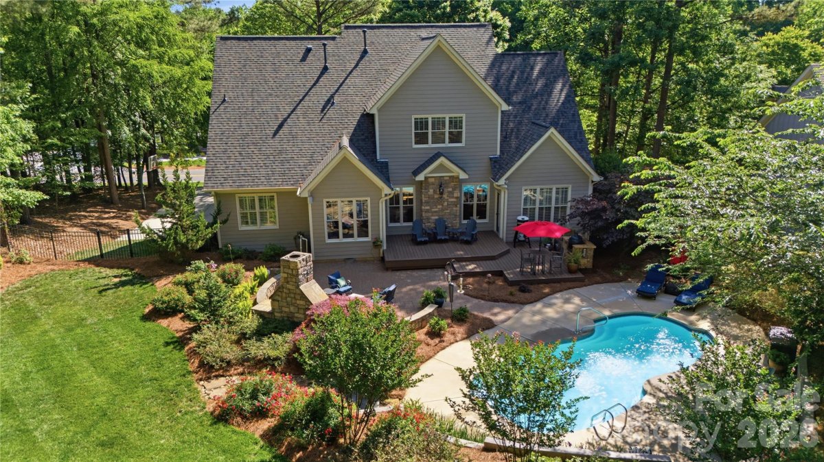 190 Kenway Loop