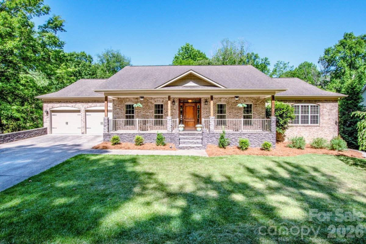 1345 Timberlane Terrace