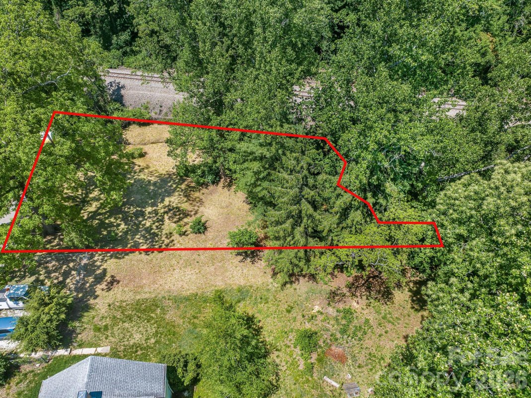 28 Pinecrest Drive
