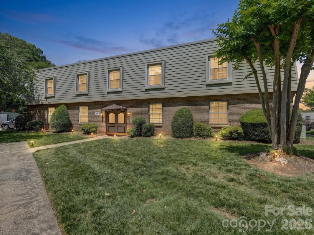 2628 Park Road