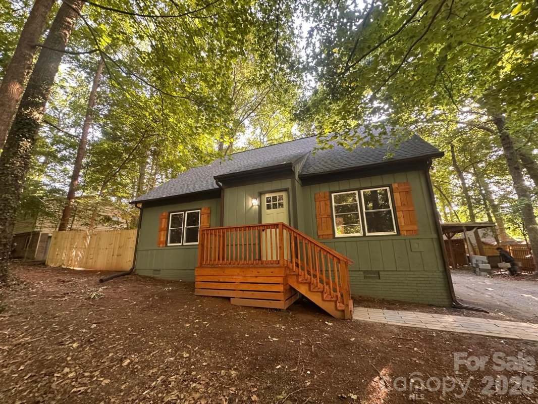 727 Boulder Place