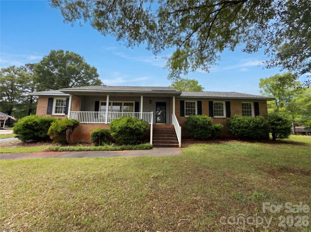 2077 Strafford Drive