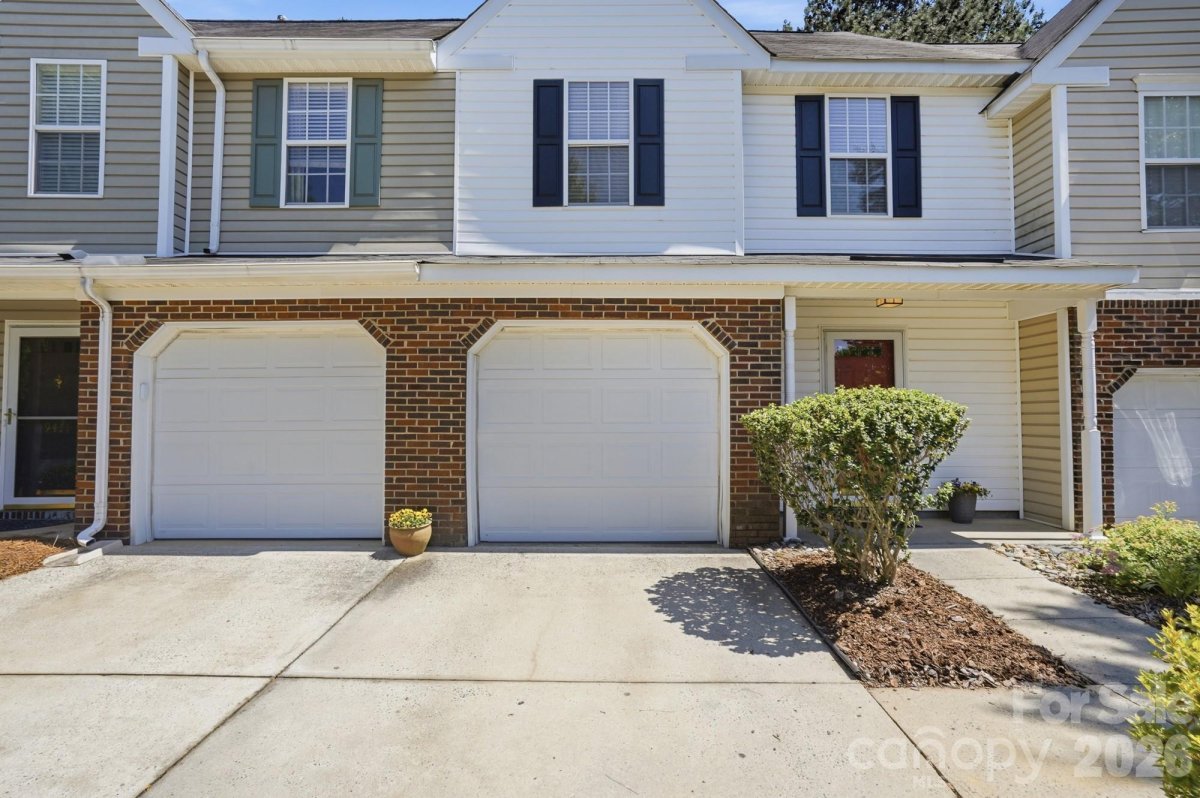 9415 Elizabeth Townes Lane