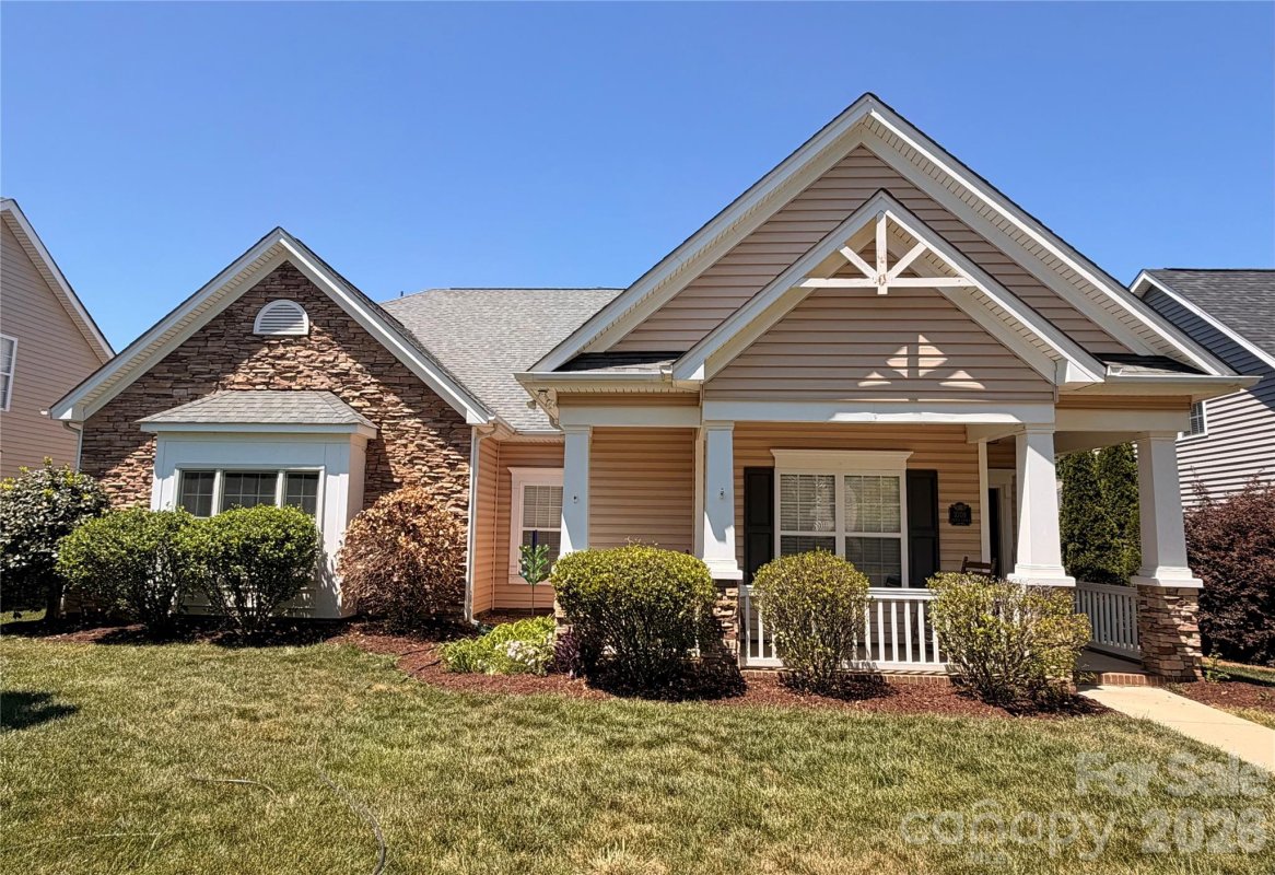 1008 Triple Crown Drive