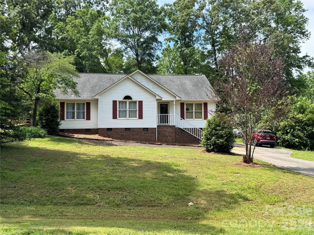 913 Pleasant Ridge Road