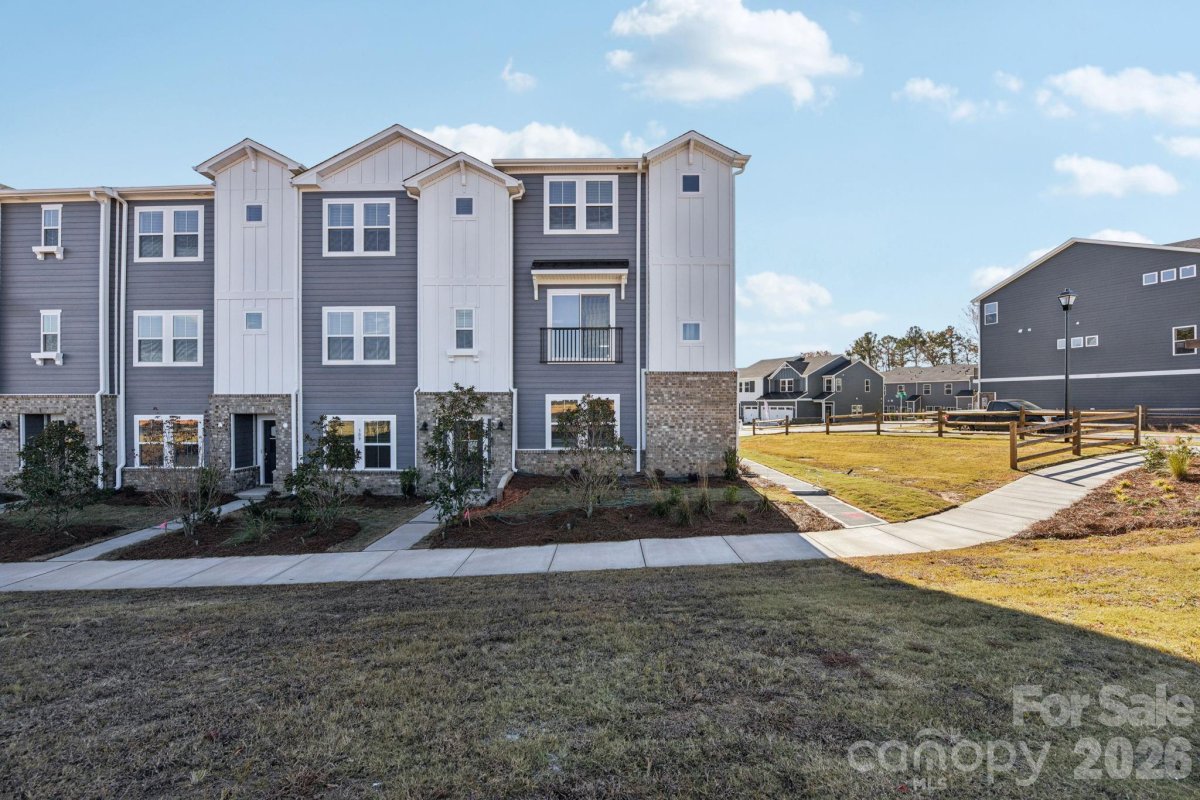 363 Golden Maple Court